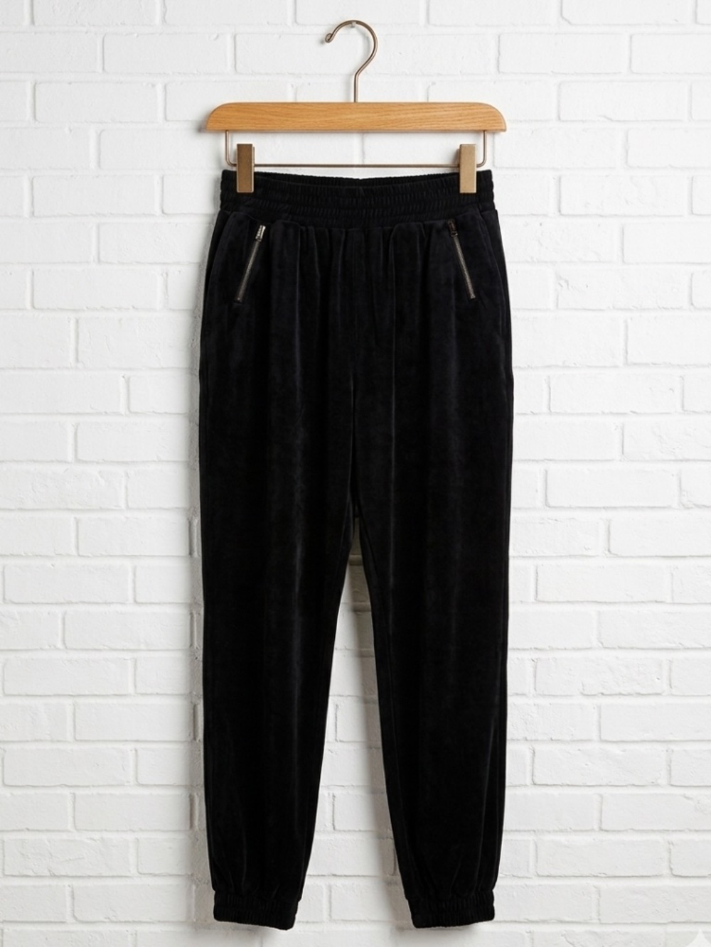 ADAY Black Size Small Joggers Like New travel stretch technical performance